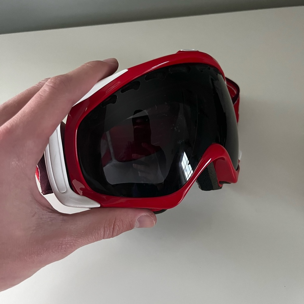 Oakley Crowbar Snow Goggles - Red and White with Black Polarized Lens